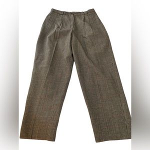 Requirements Petite Glen Plaid Pants- Black, Cream and Red Plaid- sz 12P-Classic